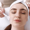Peeling químico: tipos, beneficios y cuándo es el mejor momento para realizarlo